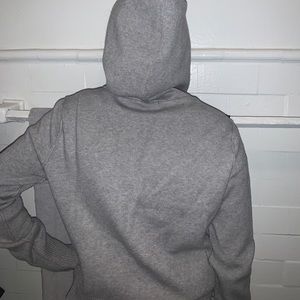 Zara Gray women’s sweater